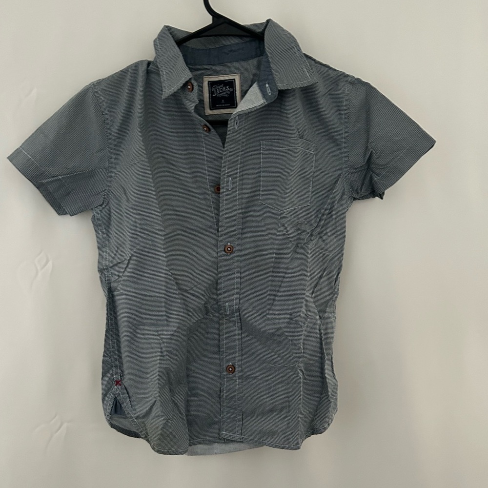 Boys button down shirt Sz S primary colors blue and white previously loved